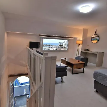 Sisi Seaview Apartments Экстерьер фото