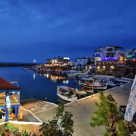 Sisi Seaview Apartments Экстерьер фото